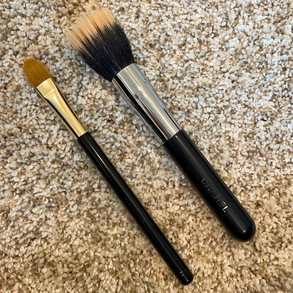 Chanel makeup brushes